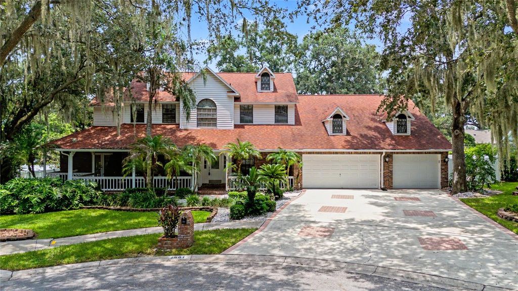 2004 OAKWOOD KNOLL COURT, Valrico, FL 33596