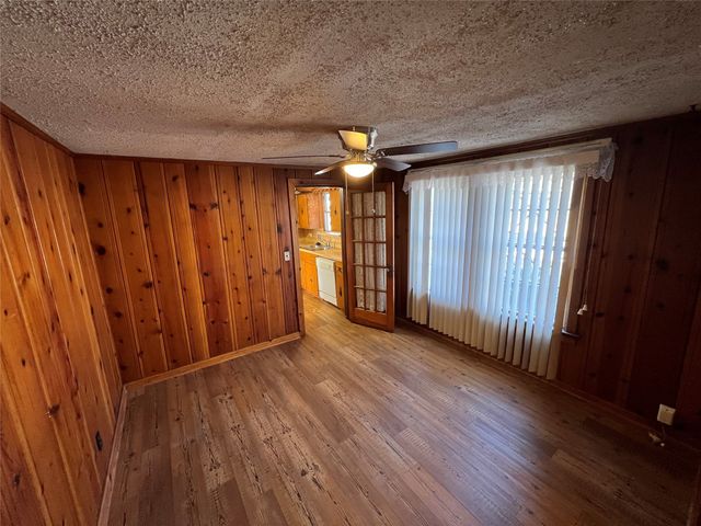 1329 Clarence Street, Haltom City, TX 76117