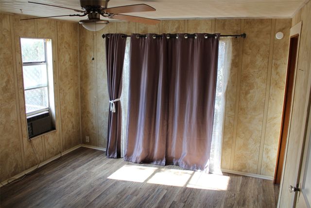 1329 Clarence Street, Haltom City, TX 76117