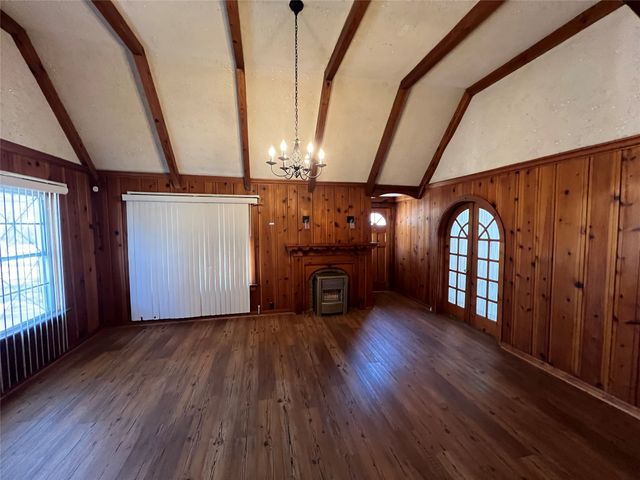 1329 Clarence Street, Haltom City, TX 76117