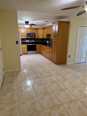 4414 N CLARK AVENUE 13, Tampa, FL 33614