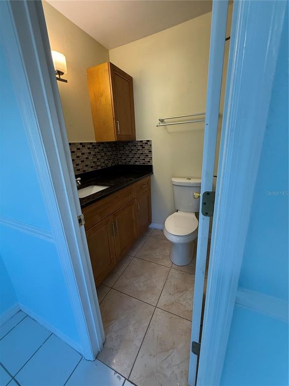 Image 19 of property listing at 4414 N CLARK AVENUE 13, Tampa, FL 33614