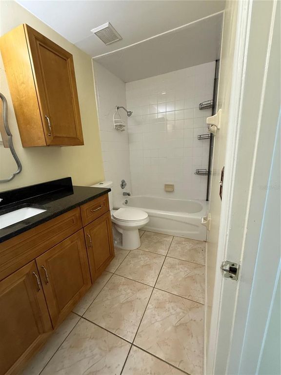 Image 21 of property listing at 4414 N CLARK AVENUE 13, Tampa, FL 33614