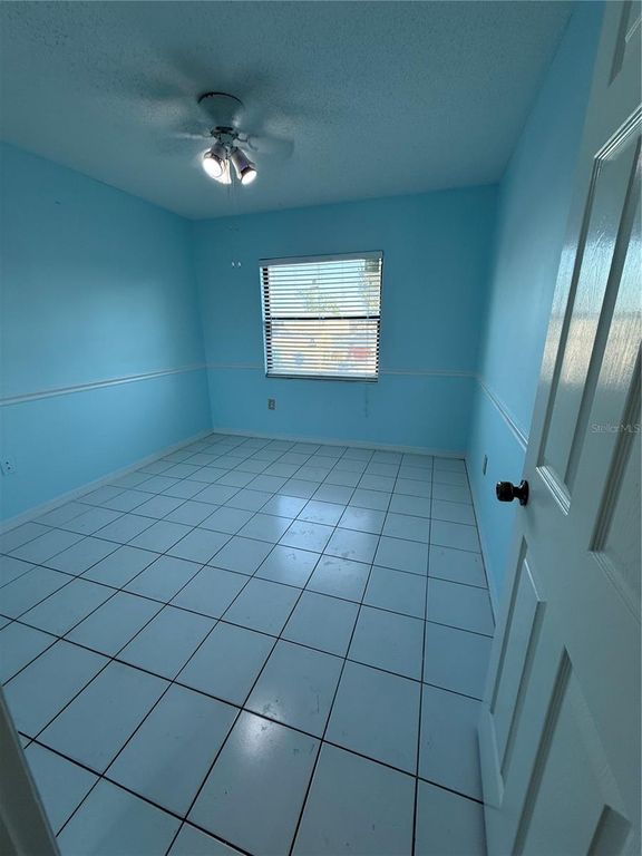Image 23 of property listing at 4414 N CLARK AVENUE 13, Tampa, FL 33614