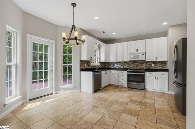 428 Ashley Oaks Drive, Moore, SC 29369