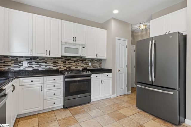 428 Ashley Oaks Drive, Moore, SC 29369