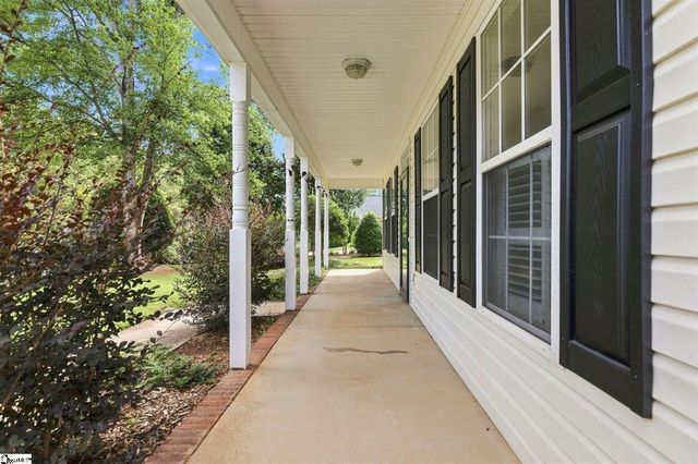 428 Ashley Oaks Drive, Moore, SC 29369