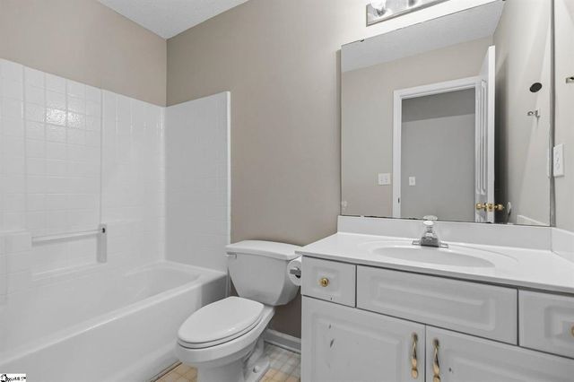428 Ashley Oaks Drive, Moore, SC 29369