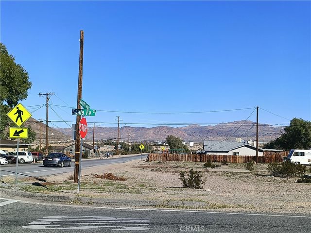 10 Santa Fe Street, Daggett, CA 92327
