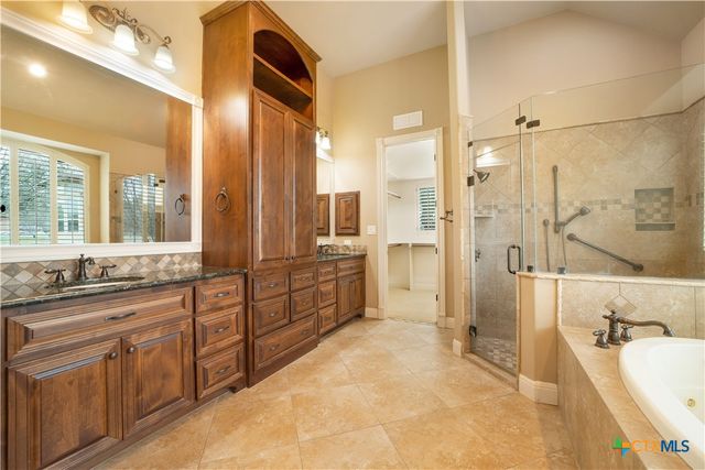 1174 Sapling Spring, New Braunfels, TX 78132