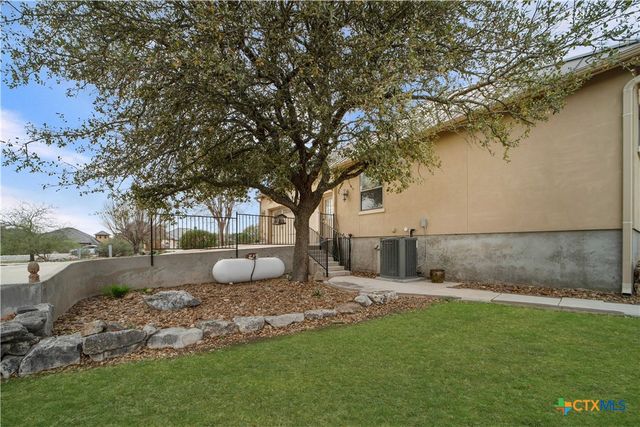 1174 Sapling Spring, New Braunfels, TX 78132
