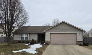 1540 Pebble Beach Drive, Franklin, IN 46131