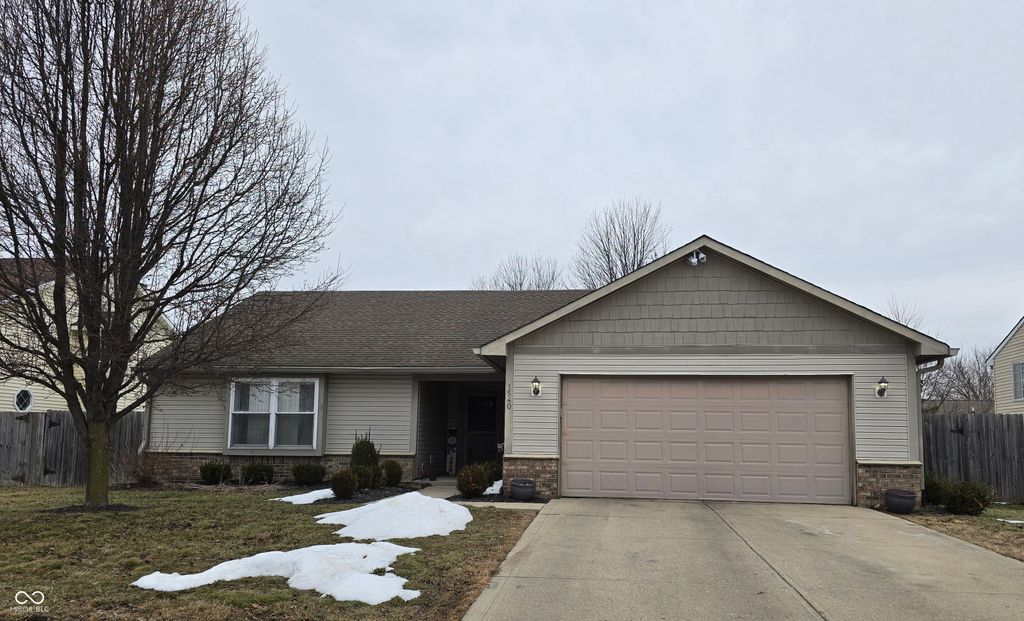 1540 Pebble Beach Drive, Franklin, IN 46131
