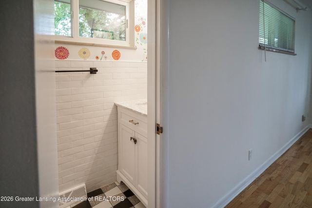 1312 Wood Street, Lansing, MI 48912