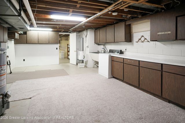 1312 Wood Street, Lansing, MI 48912