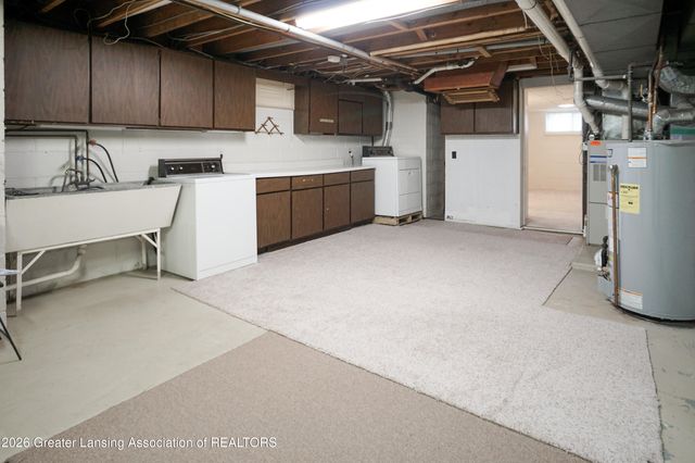 1312 Wood Street, Lansing, MI 48912