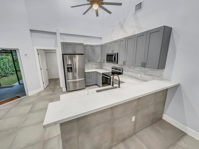 1543 SW 32nd Street, Fort Lauderdale, FL 33315