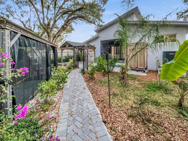 1543 SW 32nd Street, Fort Lauderdale, FL 33315