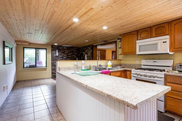 3175 Strand Road, Dalton Twp, MI 49445