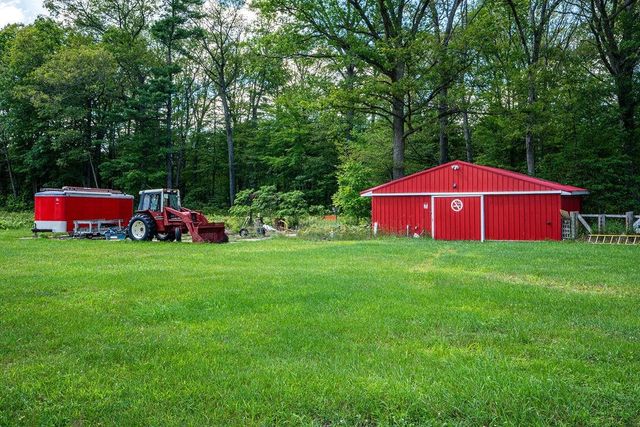 3175 Strand Road, Dalton Twp, MI 49445