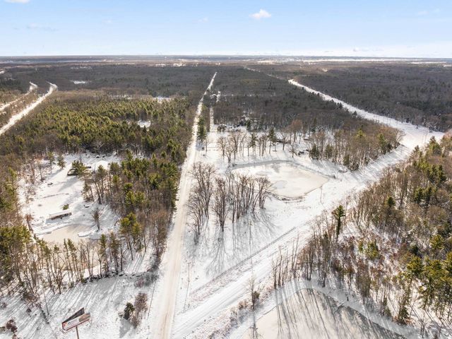 3175 Strand Road, Dalton Twp, MI 49445