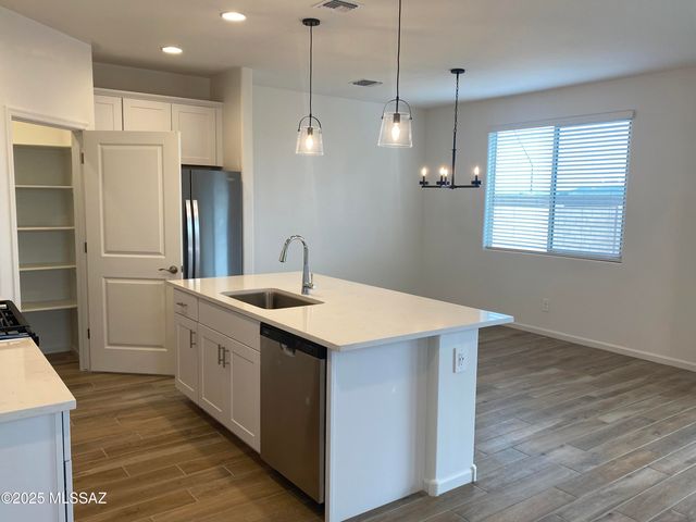 10246 W Zimmerman Street, Marana, AZ 85653