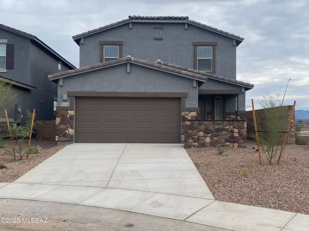 10246 W Zimmerman Street, Marana, AZ 85653