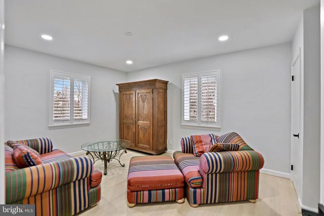 3906 RIDGE RD, Annandale, VA 22003