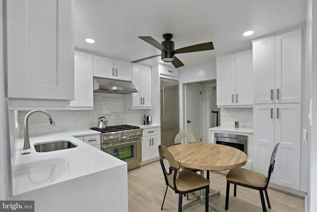 3906 RIDGE RD, Annandale, VA 22003