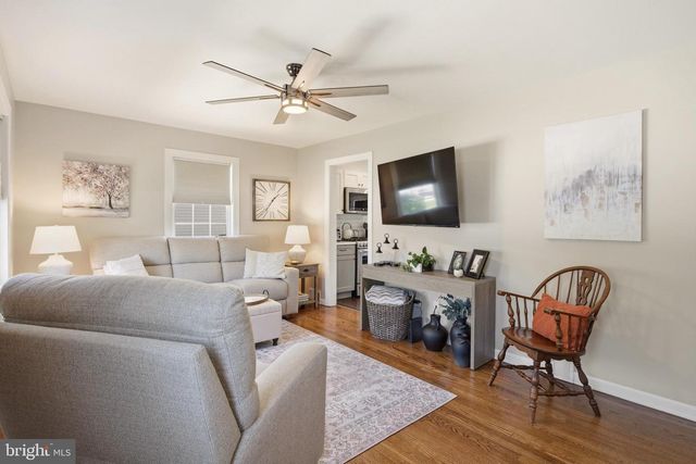 5 HARVARD RD, Pennsville, NJ 08070