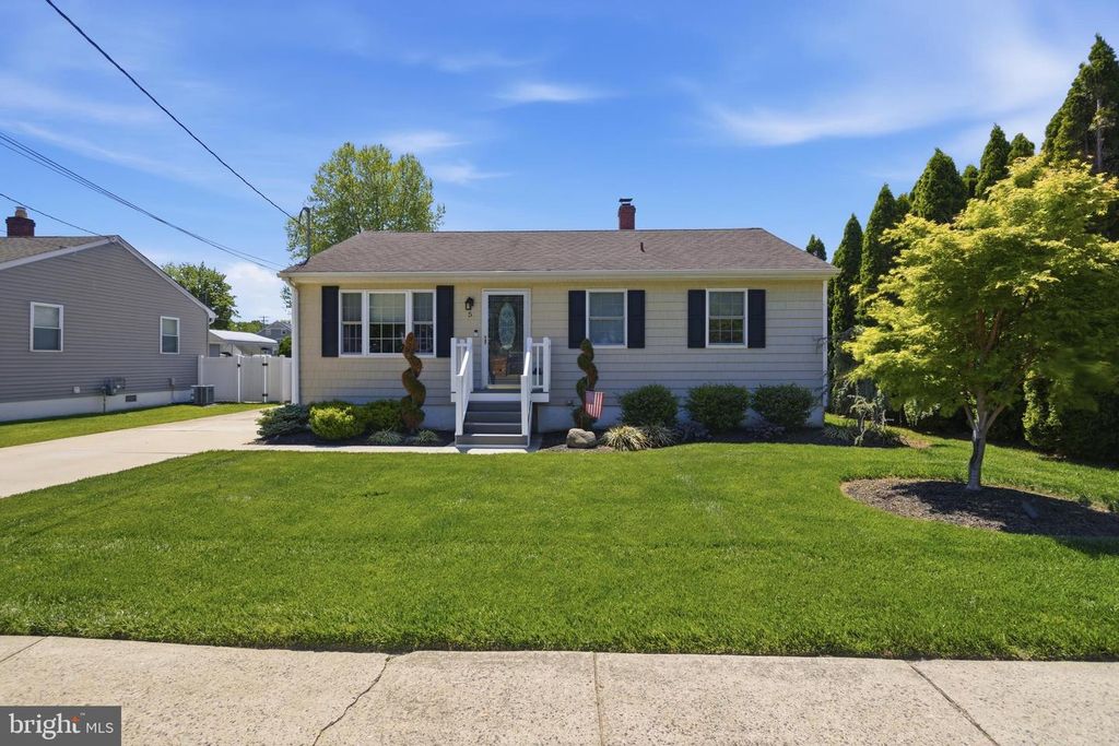 5 HARVARD RD, Pennsville, NJ 08070