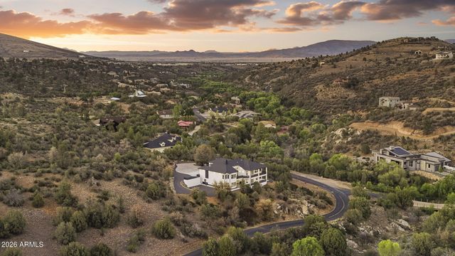 300 N Lynx Creek Road, Prescott, AZ 86303