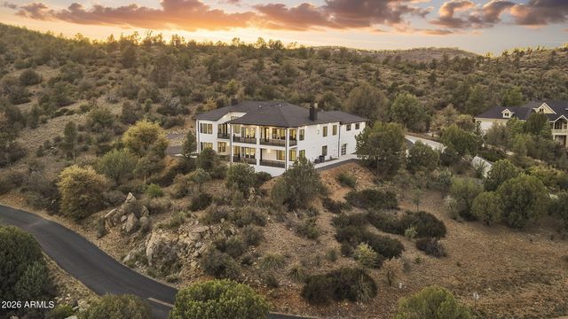 300 N Lynx Creek Road, Prescott, AZ 86303