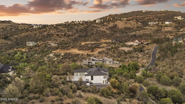 300 N Lynx Creek Road, Prescott, AZ 86303