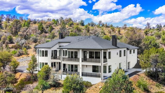 300 N Lynx Creek Road, Prescott, AZ 86303