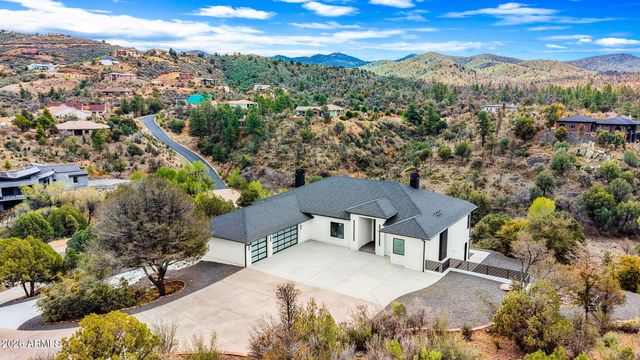 300 N Lynx Creek Road, Prescott, AZ 86303