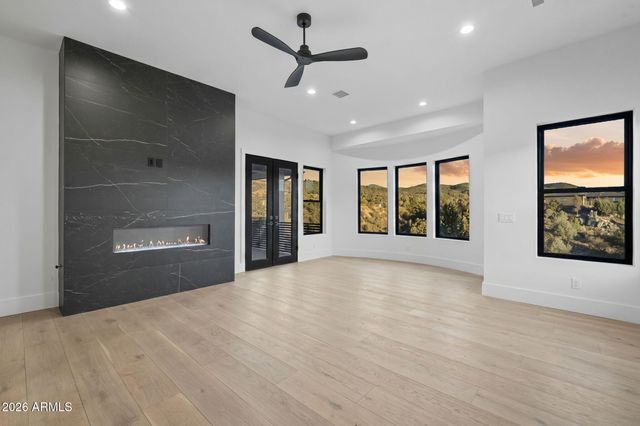 300 N Lynx Creek Road, Prescott, AZ 86303