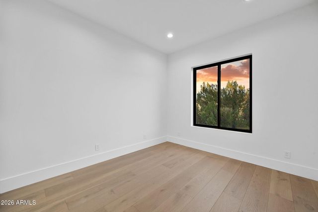 300 N Lynx Creek Road, Prescott, AZ 86303