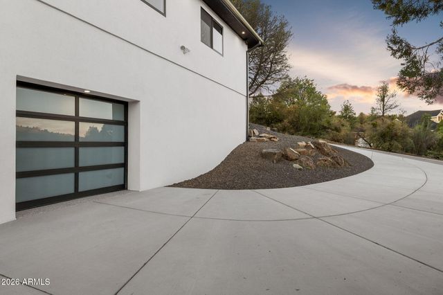 300 N Lynx Creek Road, Prescott, AZ 86303