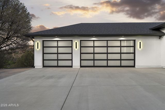 300 N Lynx Creek Road, Prescott, AZ 86303