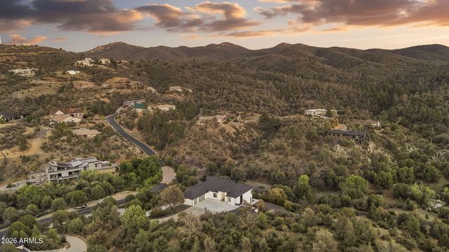 300 N Lynx Creek Road, Prescott, AZ 86303