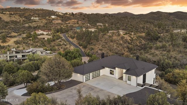 300 N Lynx Creek Road, Prescott, AZ 86303
