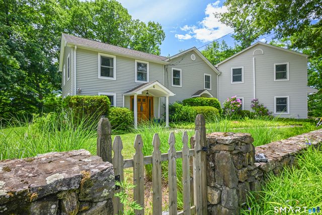 4 Hillside Road, Danbury, CT 06811
