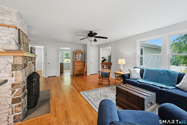 4 Hillside Road, Danbury, CT 06811