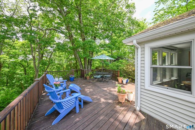 4 Hillside Road, Danbury, CT 06811