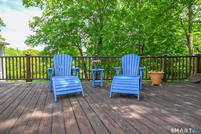 4 Hillside Road, Danbury, CT 06811
