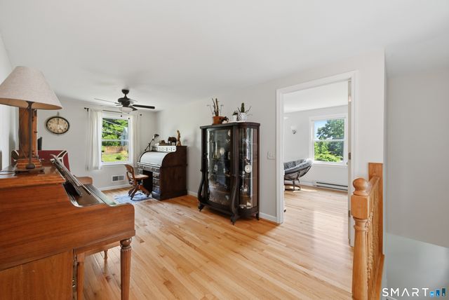 4 Hillside Road, Danbury, CT 06811