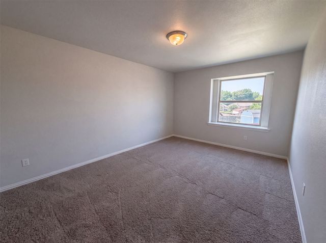 204 Janice Court, Glenn Heights, TX 75154