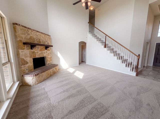 204 Janice Court, Glenn Heights, TX 75154