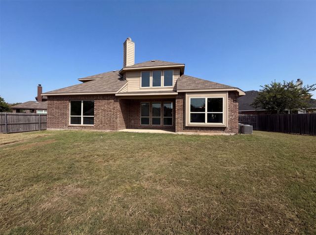 204 Janice Court, Glenn Heights, TX 75154